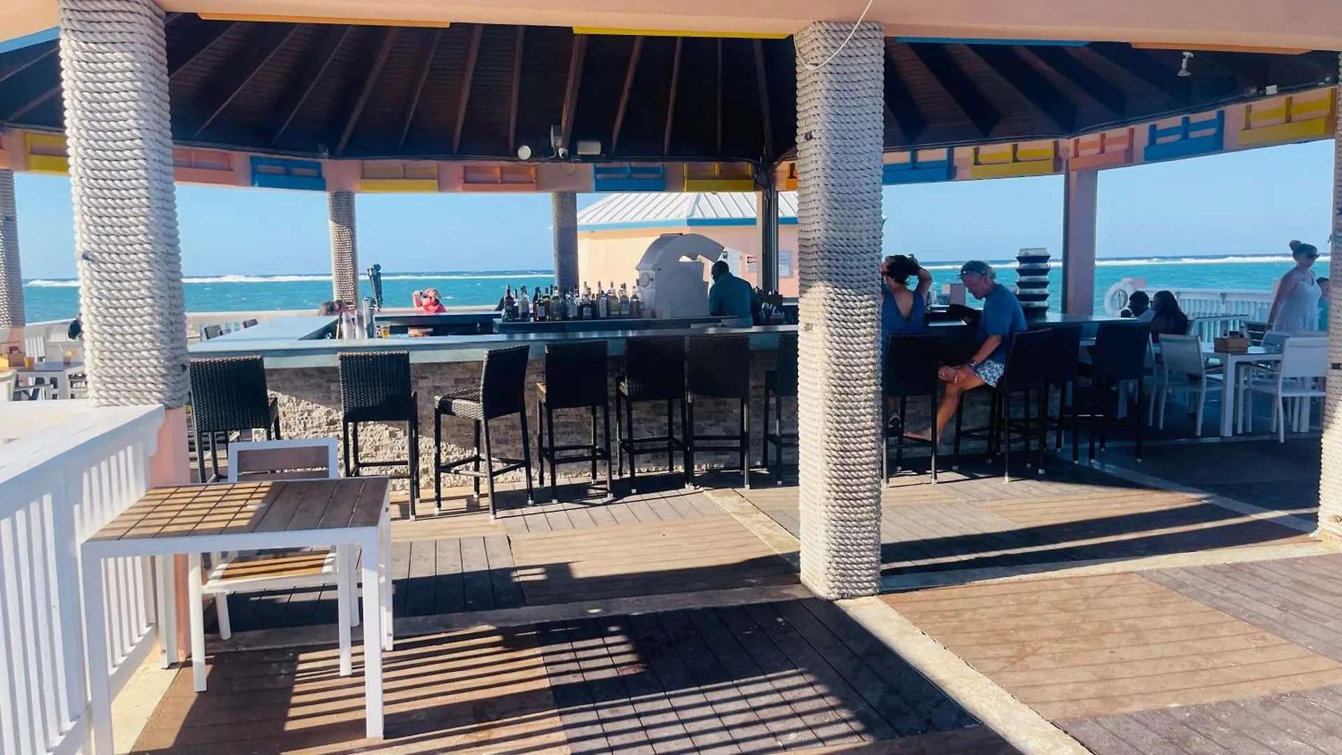 Morritt'S Resort Sand Bluff Отель